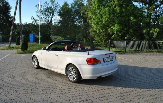 BMW Seria 1 cena 27000 przebieg: 243725, rok produkcji 2008 z Strzelin małe 301